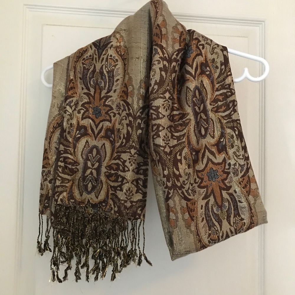 2 Brocade patterned long rectangular scarves - Picture 2 of 3
